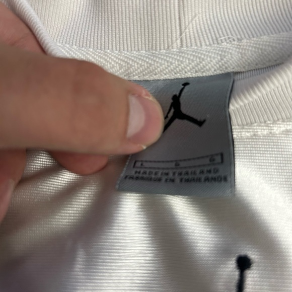 Vintage Jordan Jersey Shirt - LARGE - Picture 5 of 5
